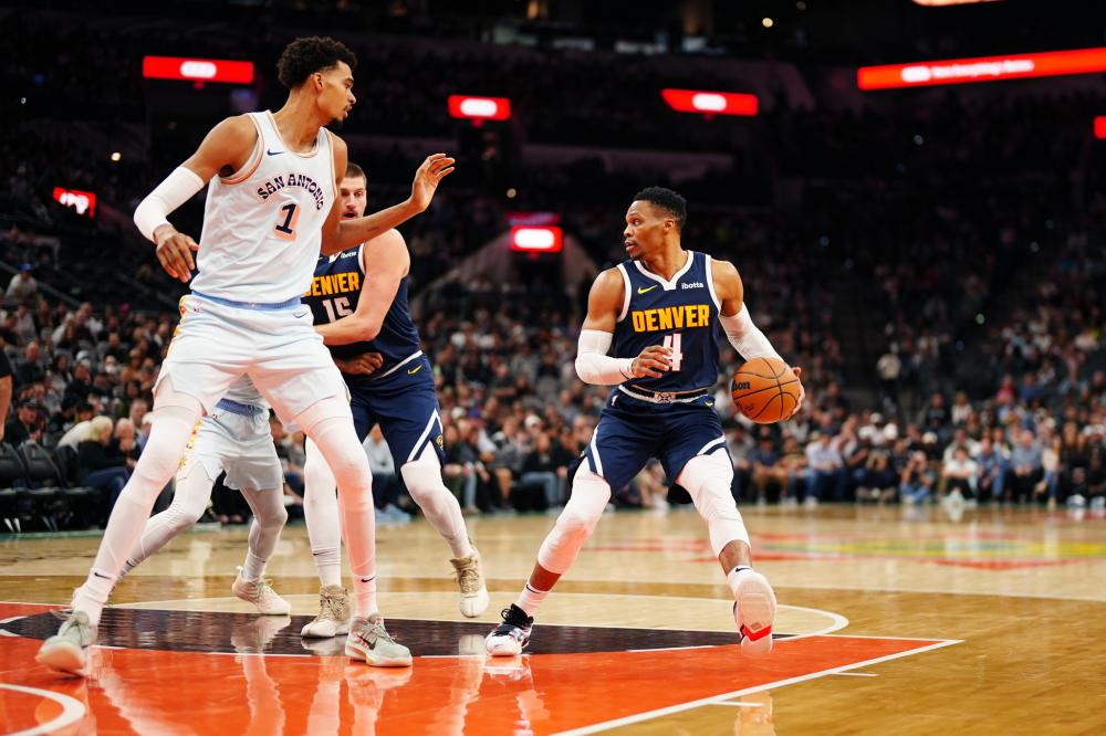 以中国特色 以中国特色