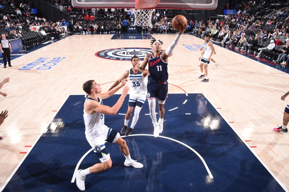 某俱乐部中 某俱乐部中